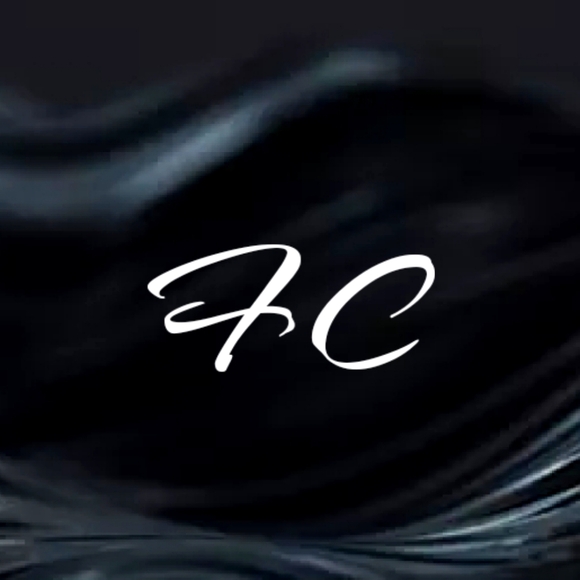 🖤🤍Meet your Posher🤍🖤 - Picture 7 of 9